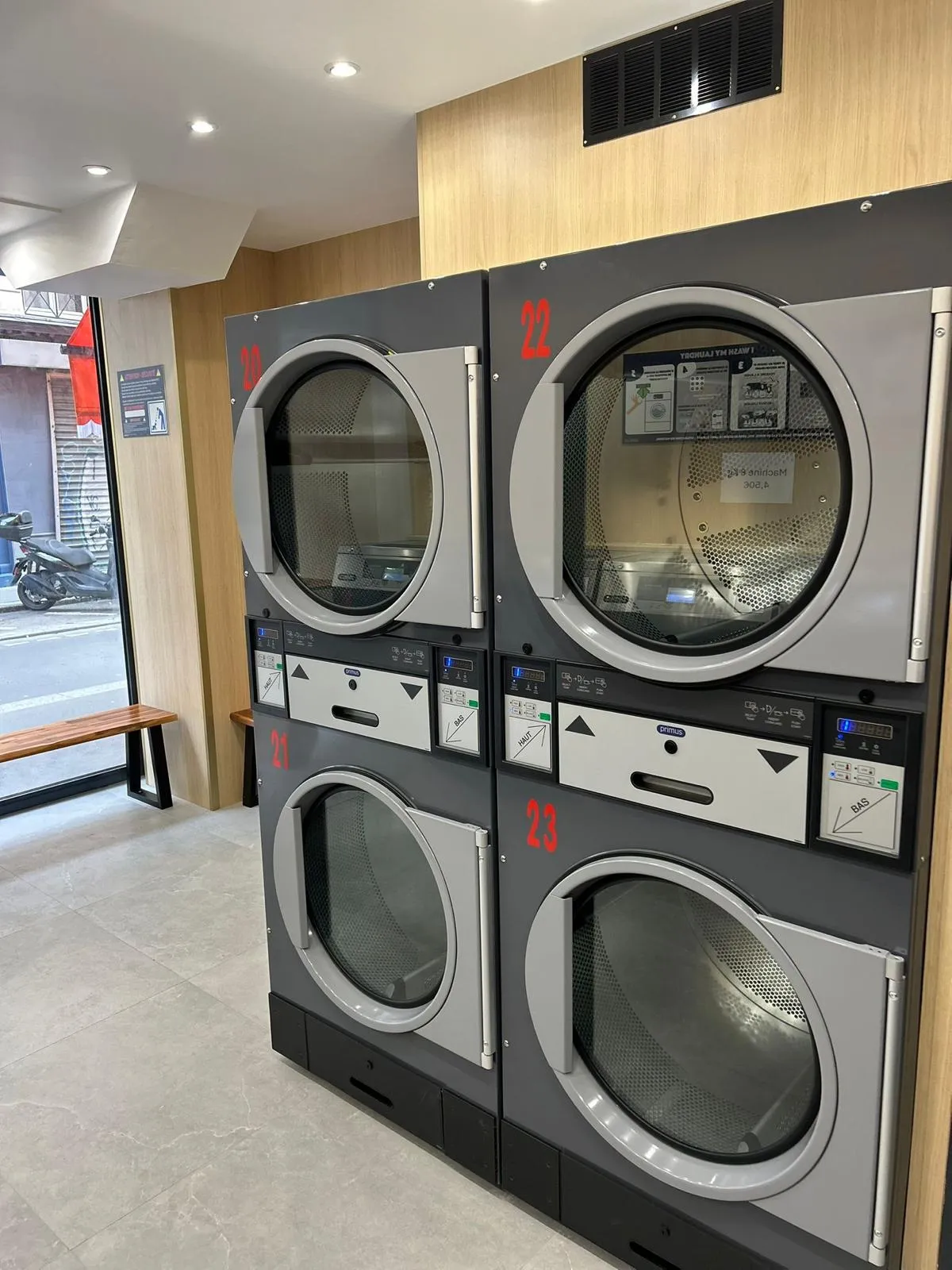 Détails équipements